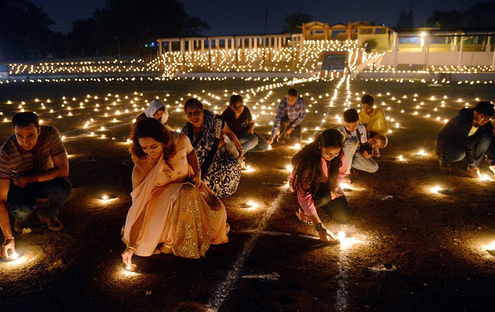 diwali-festival-cahaya-di-india